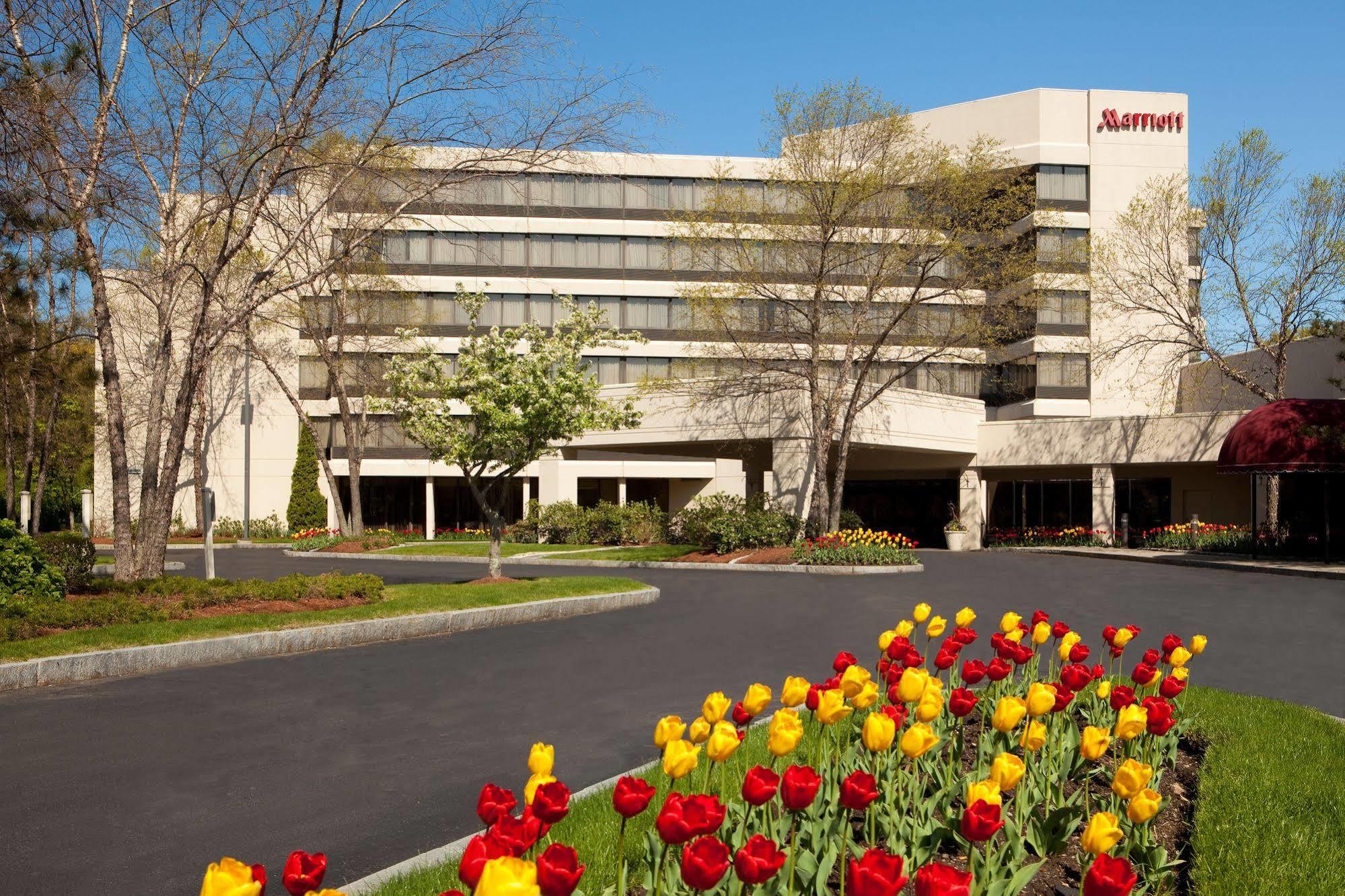 Boston Marriott Peabody Hotel Exterior photo